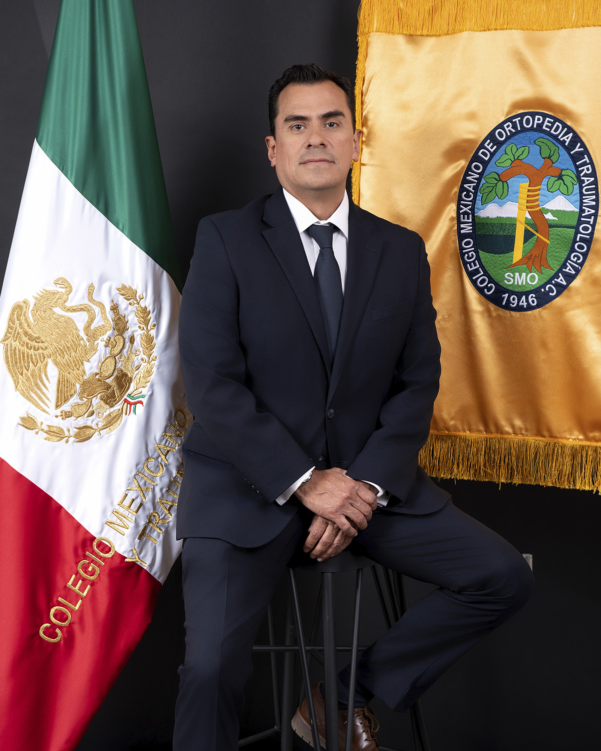Dr. Miguel González Thompson